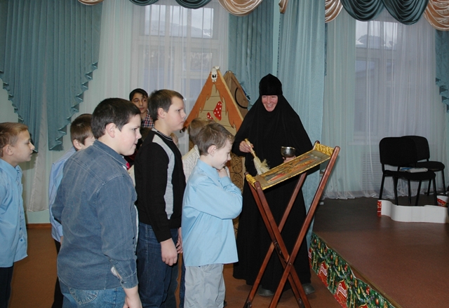 Монахини в Воронцовском детском доме